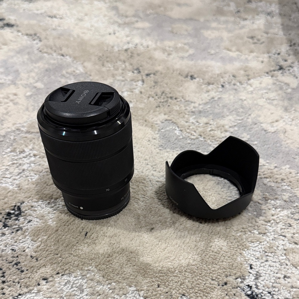 Sony Black Lens with Detachable Hood
